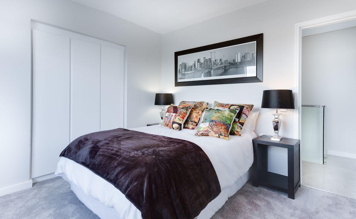 6-bedroom condo in Ottawa, Canada — 394 sqm, demo listing photo 1