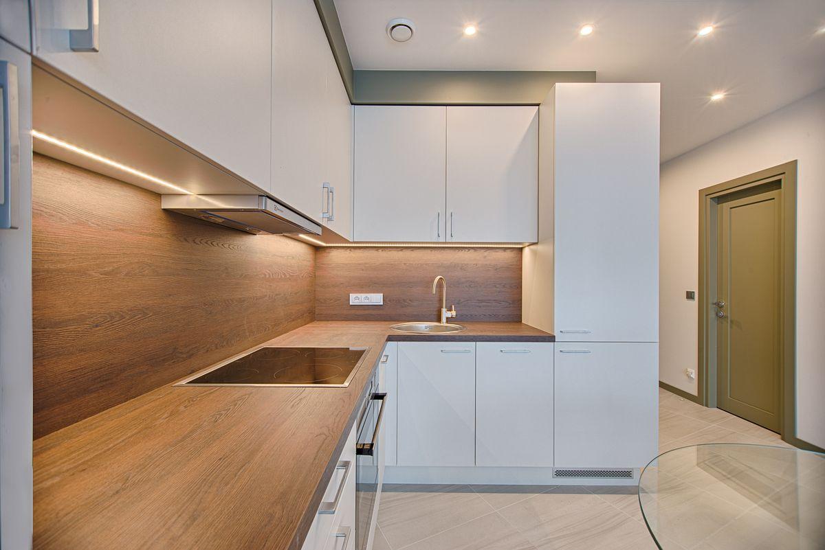 1-bedroom condo in Birmingham, United Kingdom — 270 sqm, demo listing photo 1
